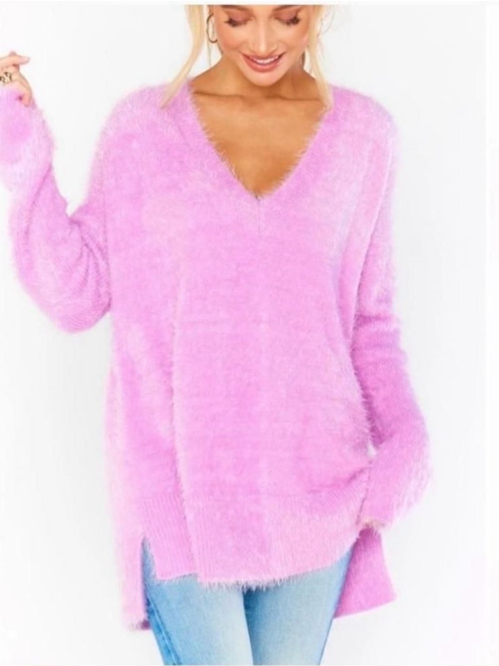 NWT Show Me Your Mumu Sweater Women’s M Pink Fuzzy Oversized V-Neck Pullover